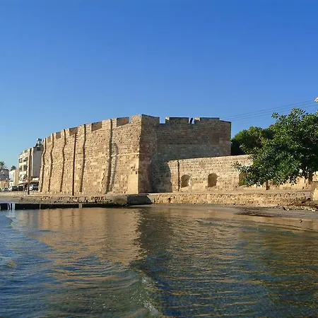 Blazer Ларнака