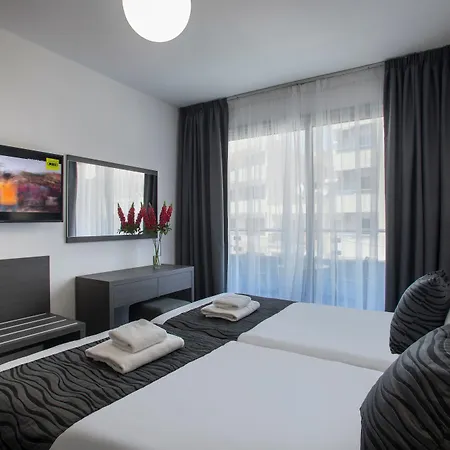 Blazer Λάρνακα