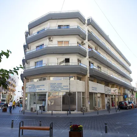 Blazer Λάρνακα