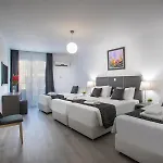 Aparthotel Blazer Larnaca