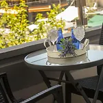 بليزر ريزيدنس شقة فندقية لارنكا