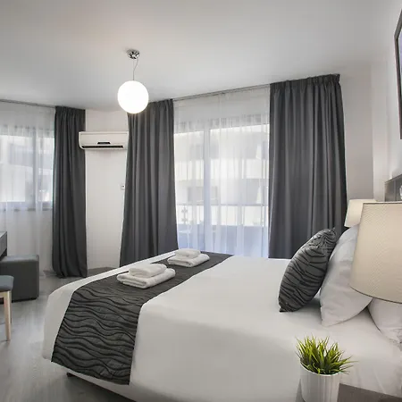 Blazer Apartmanhotel 3*