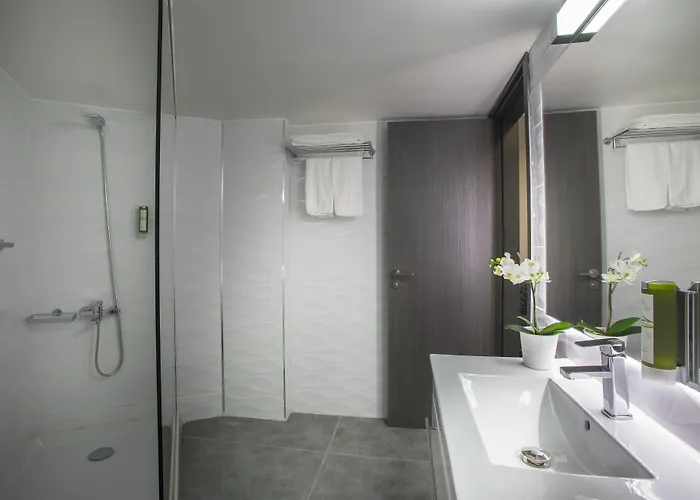 开拓者公寓式酒店 拉纳卡