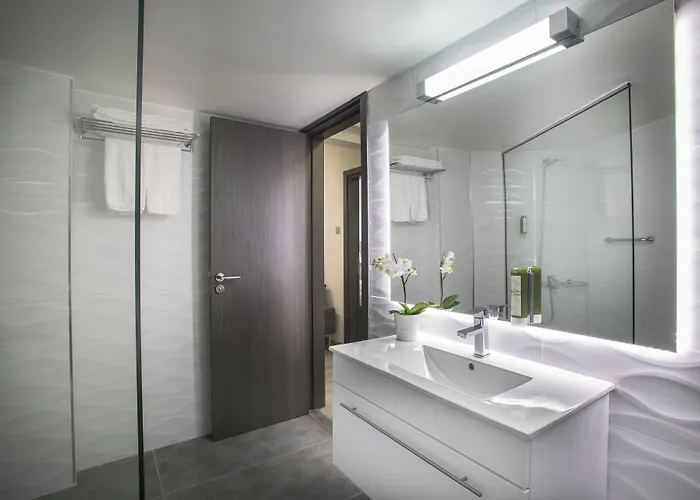 开拓者公寓式酒店 3*