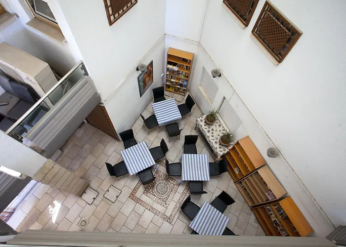 Aparthotel Blazer Larnaka